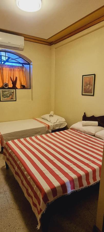 Casa Familya Hotell Batac Eksteriør bilde